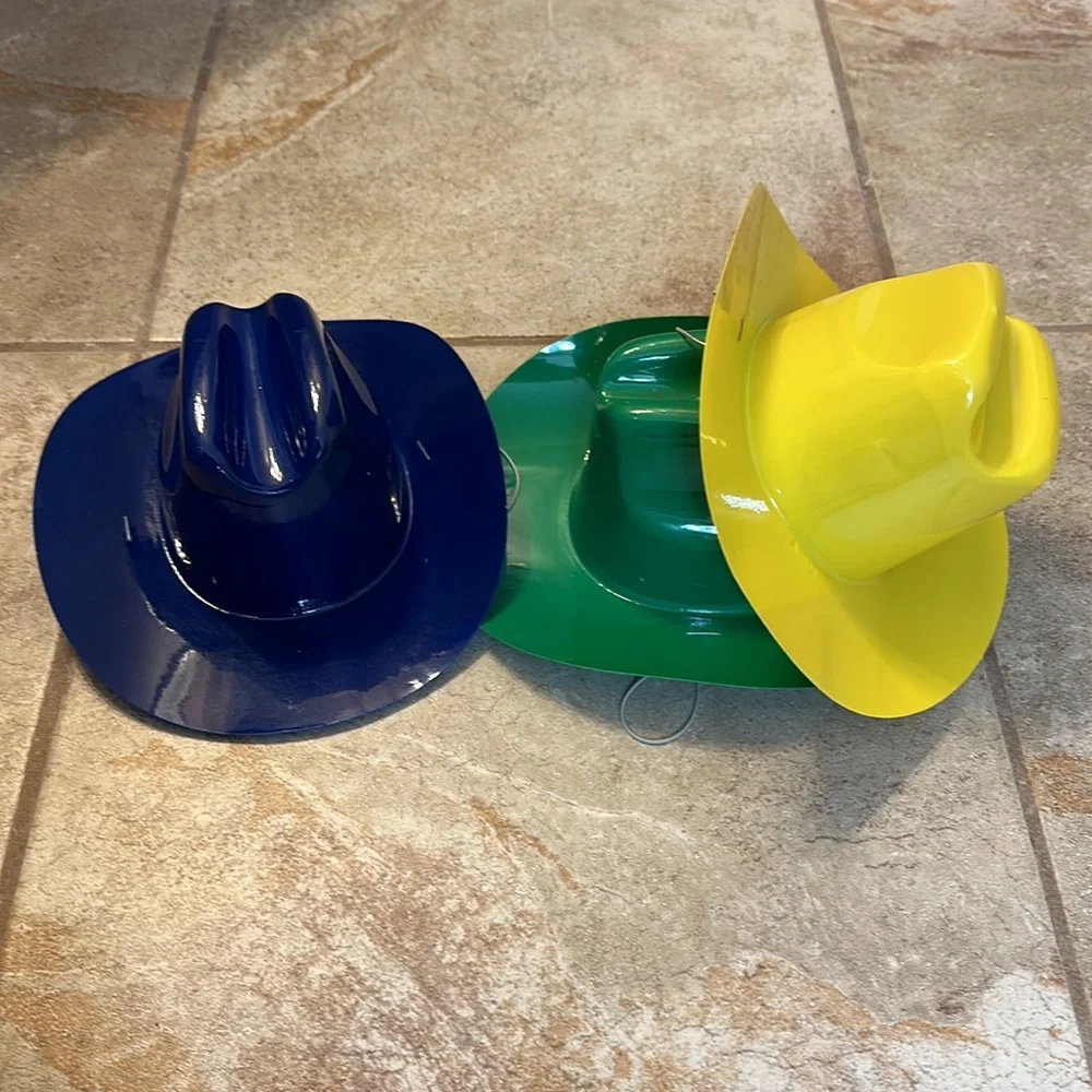 Doggie cowboy hats retro 1999-2000 made in USA worn by Scottie yellow blue green